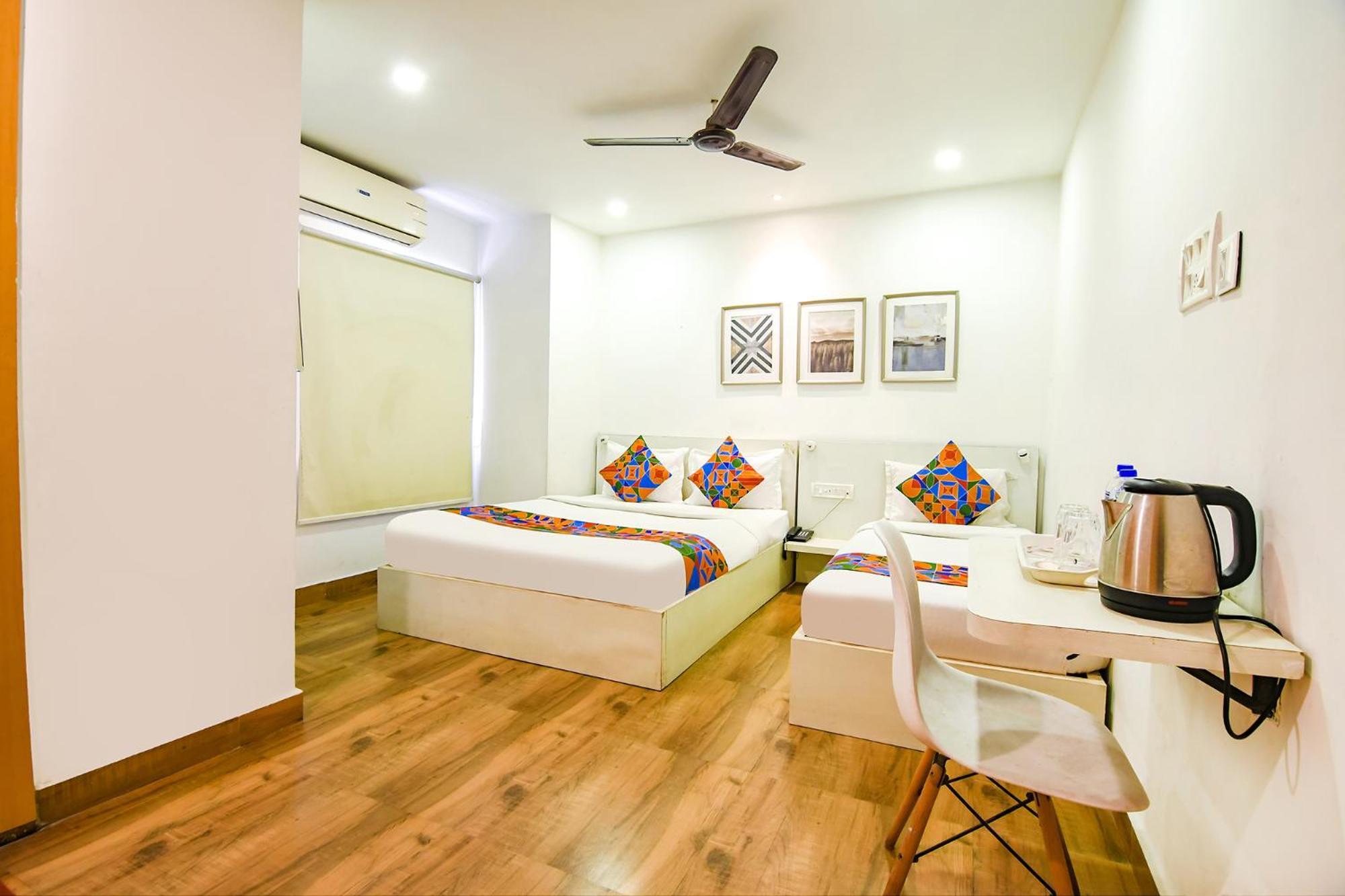 Fabhotel Globe Express - Nr Ruby Hospital Calcutta Exteriör bild